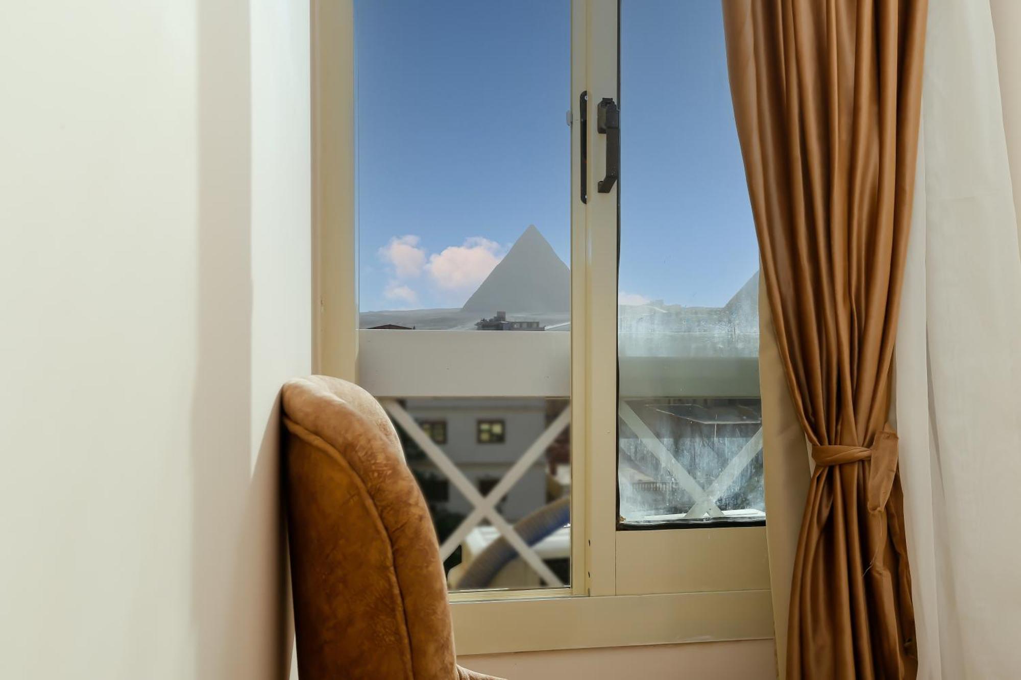 Horizon Pyramid View Inn Kafrat al Jabal Exterior photo