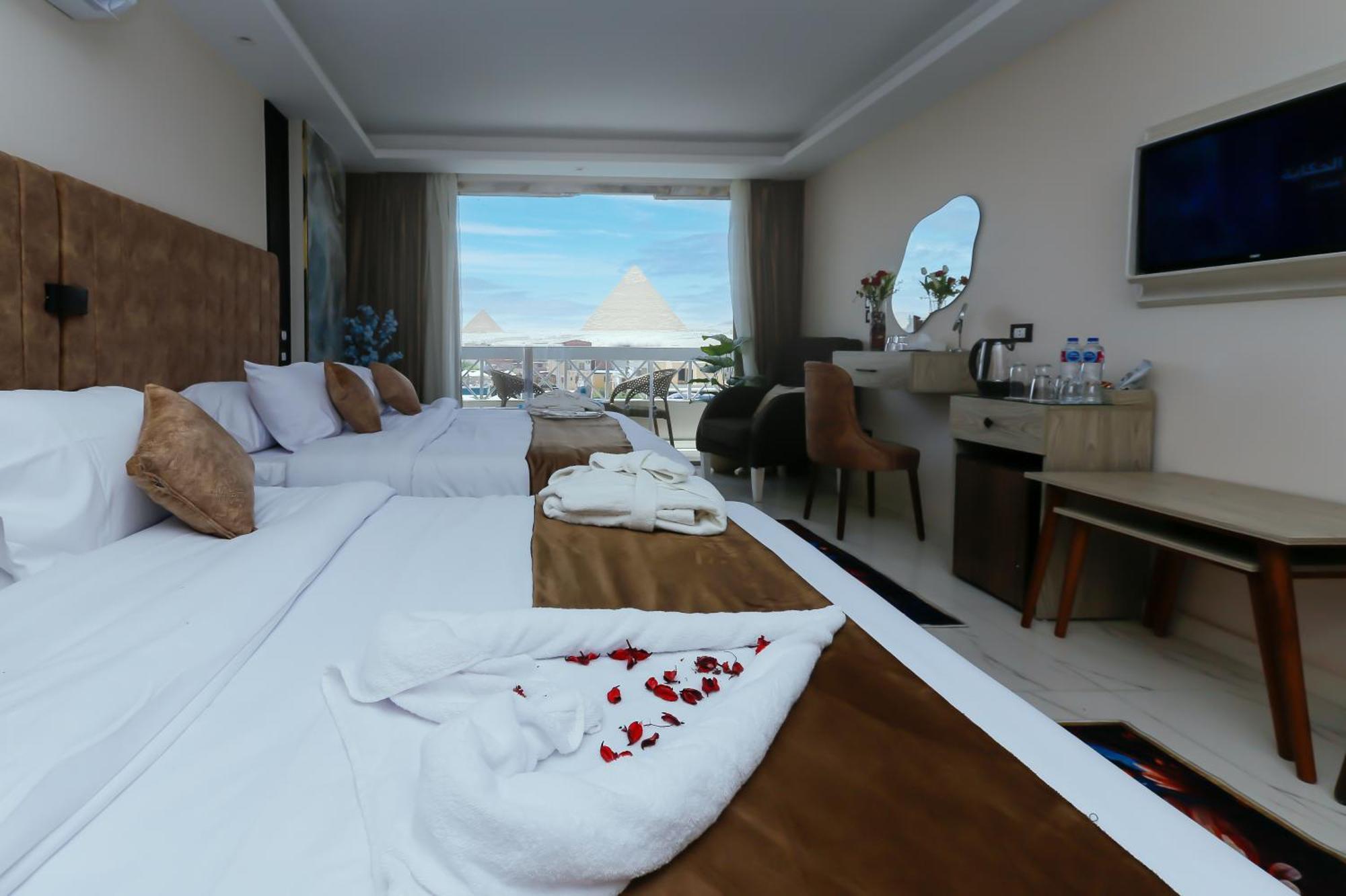 Horizon Pyramid View Inn Kafrat al Jabal Exterior photo